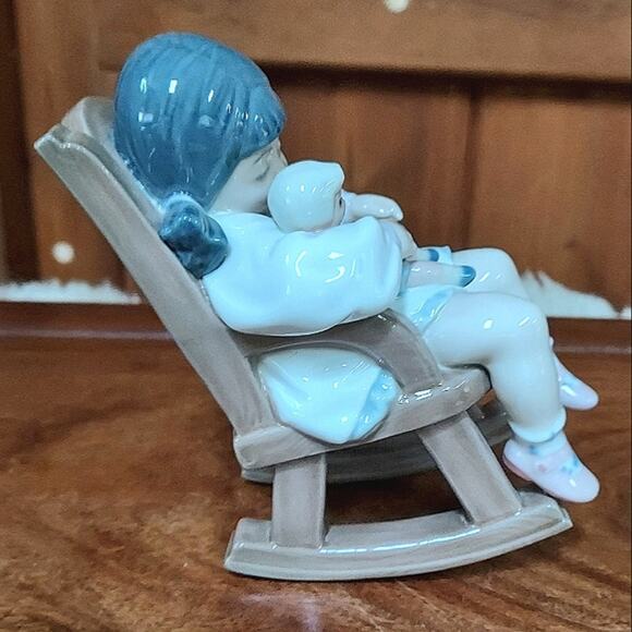 Lladro Naptime 5438 girl asleep with baby doll in rocking chair Retired - Picture 5 of 7